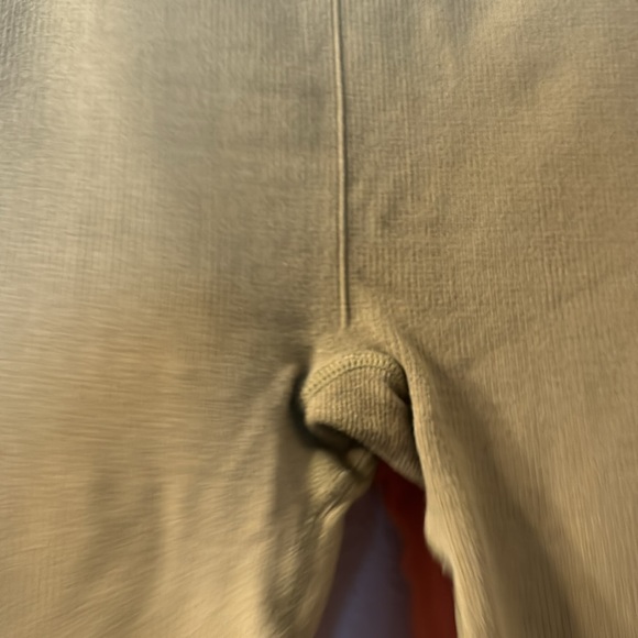 Two pack biker shorts orange and green fit like a medium - Picture 2 of 6